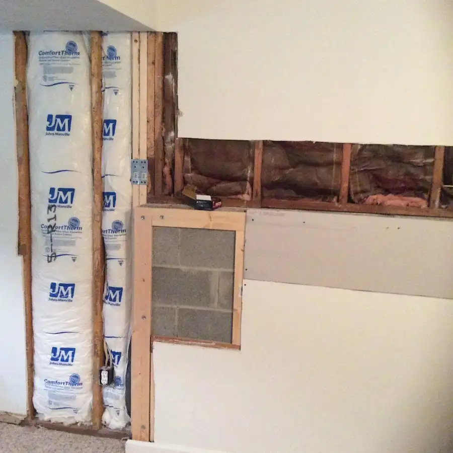 Wall insulation replacement during Structural Drying in Hanover